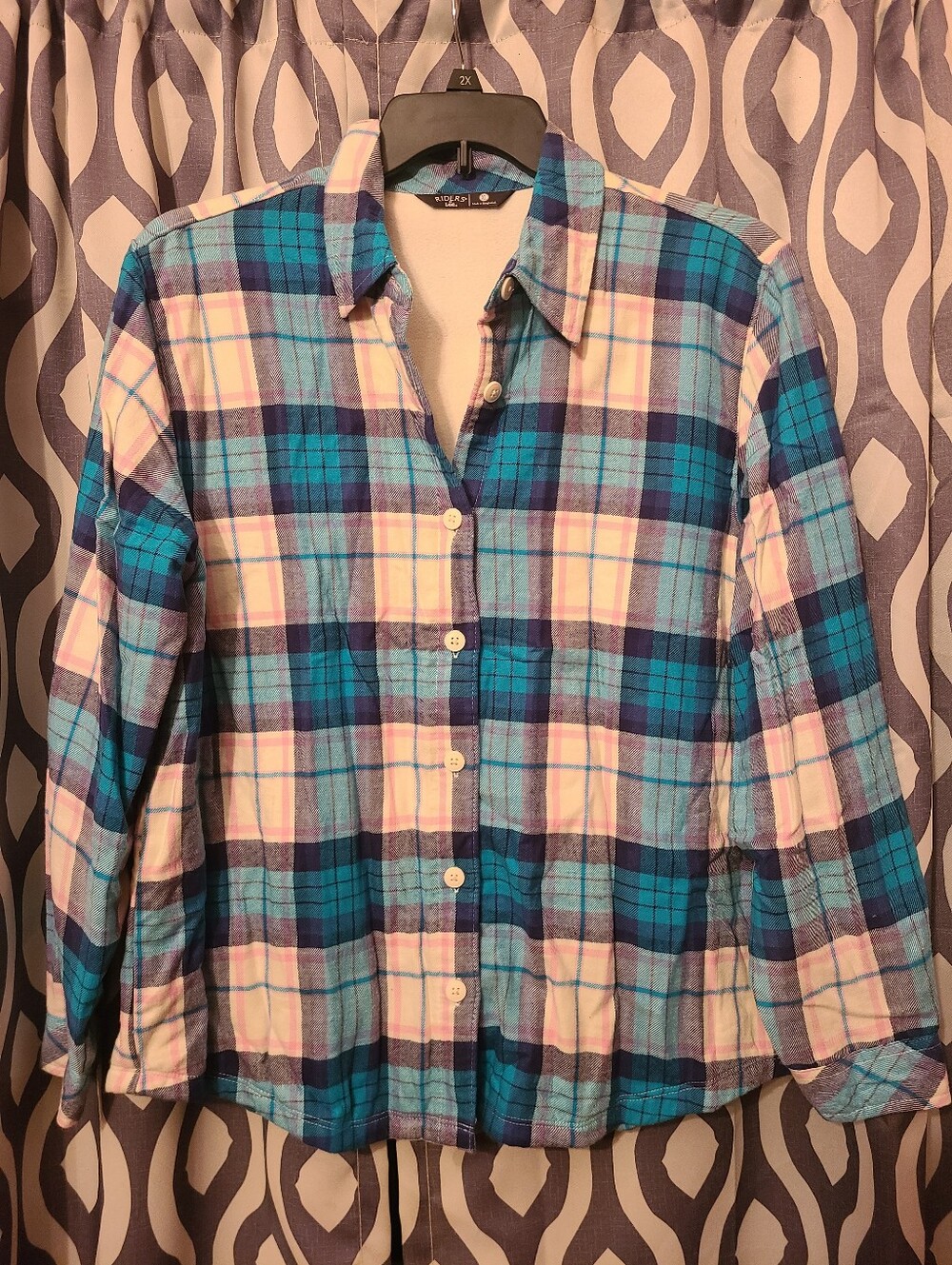 Women's XL teal/beige/pink plaid flannel button down shirt, fleece lined